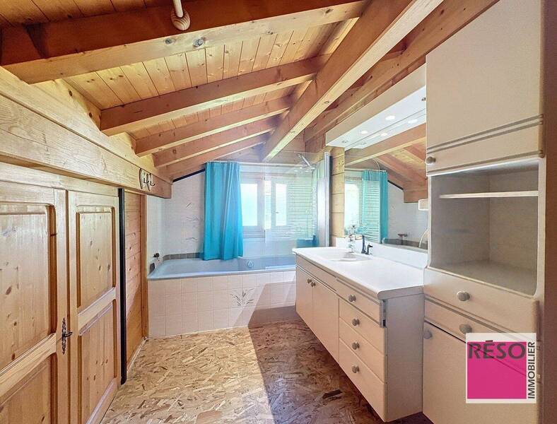 Location maison 4 pièces 120 m² à Habère-Lullin 74420 - 1 900 €