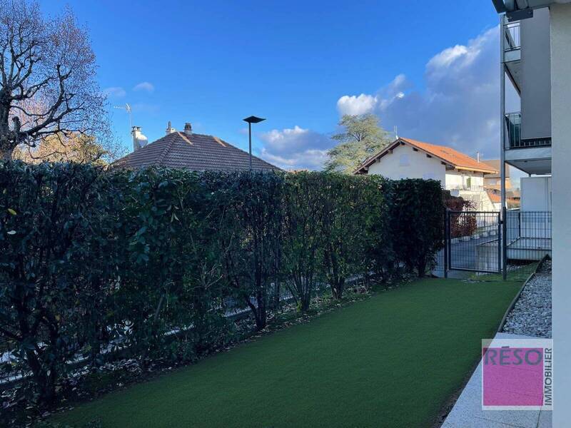 Buy apartment 3 rooms 70 m² in Douvaine 74140