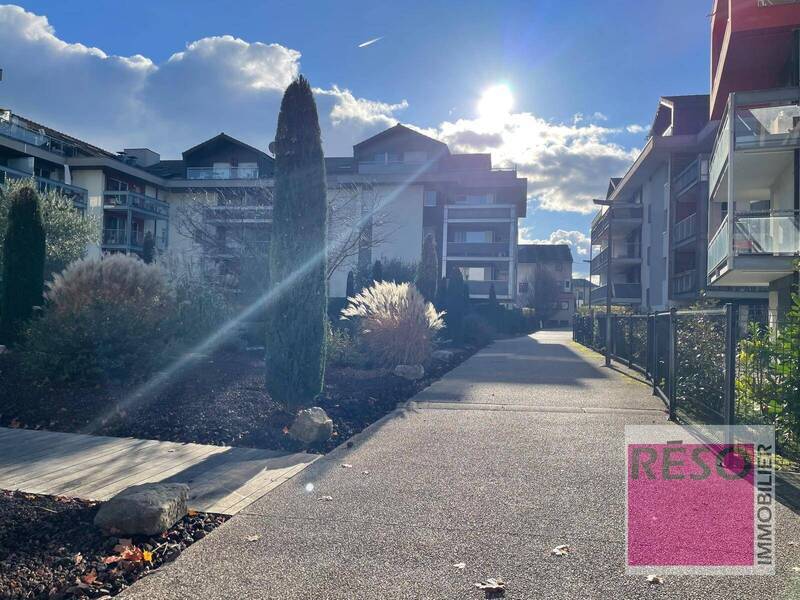 Buy apartment 3 rooms 70 m² in Douvaine 74140