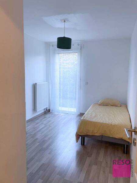 Buy apartment 3 rooms 70 m² in Douvaine 74140