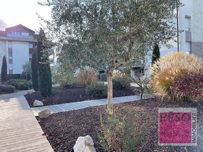 Buy apartment 3 rooms 70 m² in Douvaine 74140