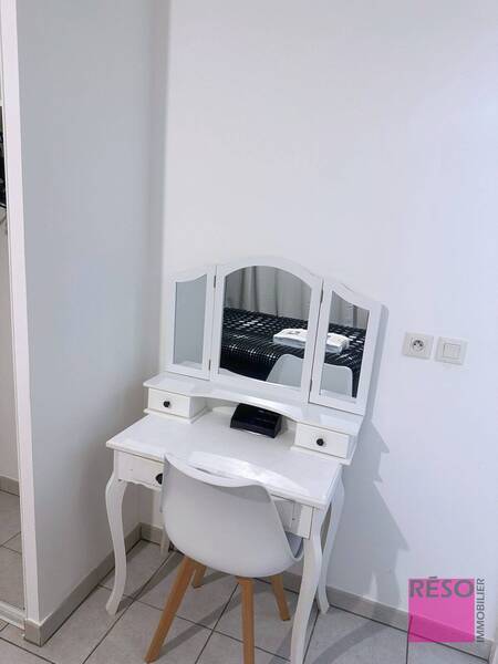 Location appartement 2 pièces 44 m² à Annemasse 74100 - 1 481 €