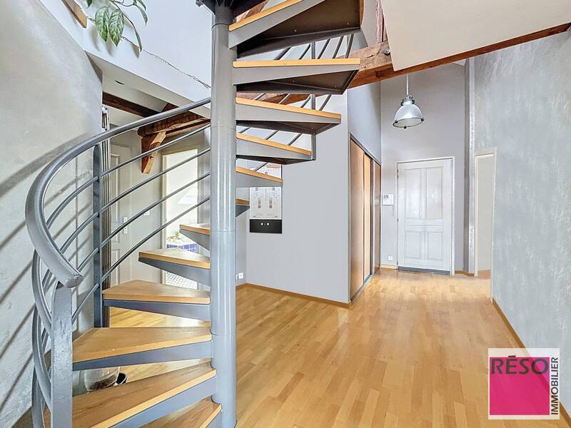 Buy apartment 4 rooms 110 m² in Annemasse 74100