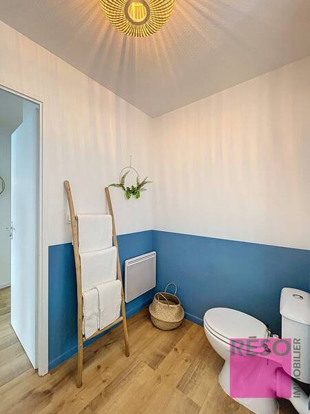 Rent apartment 3 rooms 51 m² in Ville-la-Grand 74100 - 1 750 €
