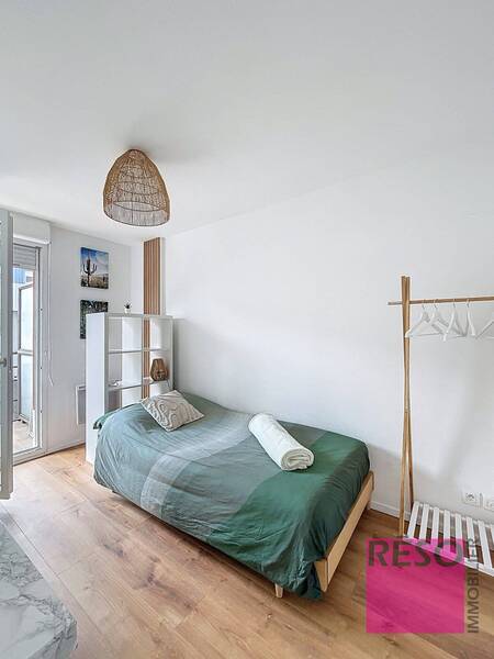 Rent apartment 3 rooms 51 m² in Ville-la-Grand 74100 - 1 750 €
