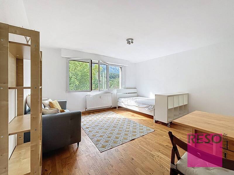Rent apartment 3 rooms 32 m² in Étrembières 74100 - 890 €