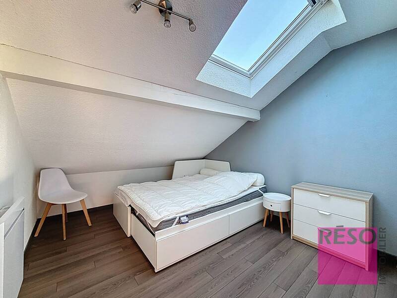 Location appartement 2 pièces 74 m² à Archamps 74160 - 1 220 €