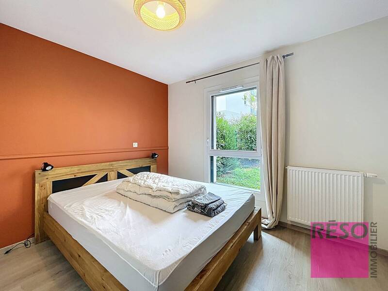 Rent apartment 3 rooms 62 m² in Annemasse 74100 - 1 590 €