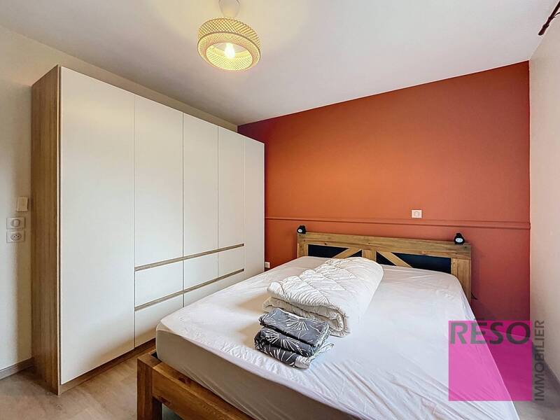 Rent apartment 3 rooms 62 m² in Annemasse 74100 - 1 590 €