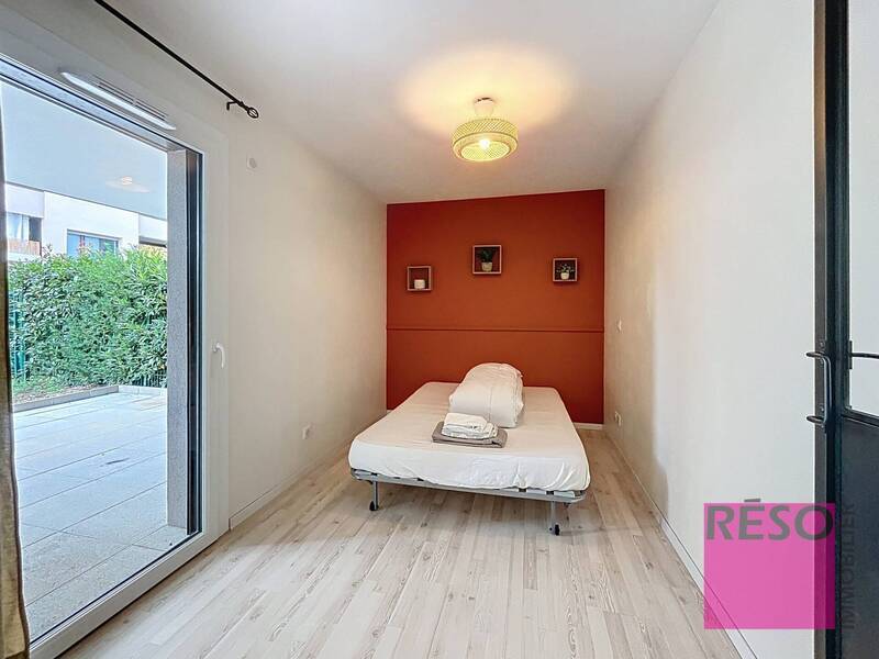 Rent apartment 3 rooms 62 m² in Annemasse 74100 - 1 590 €