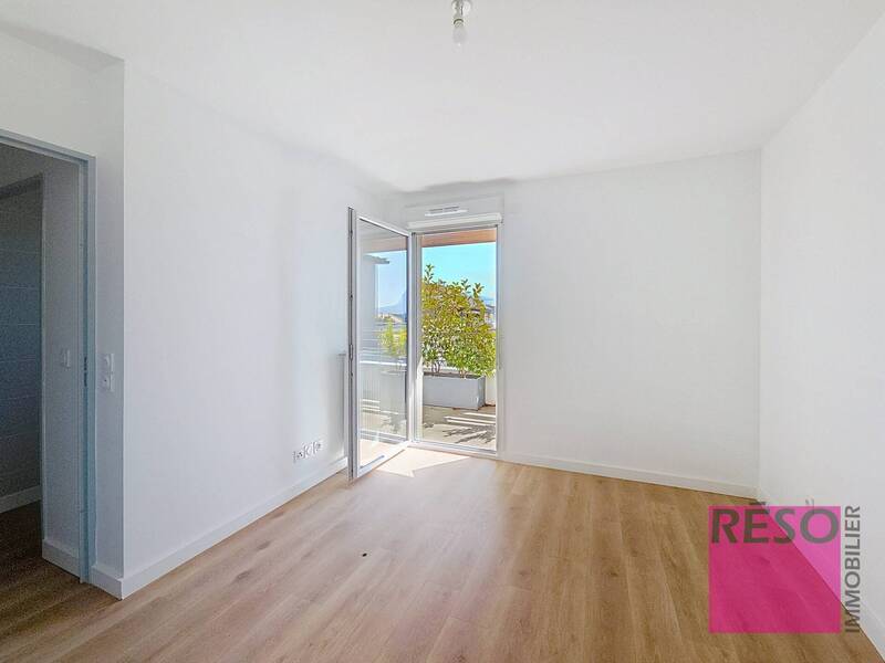 Rent apartment 3 rooms 68 m² in Ville-la-Grand 74100 - 1 690 €