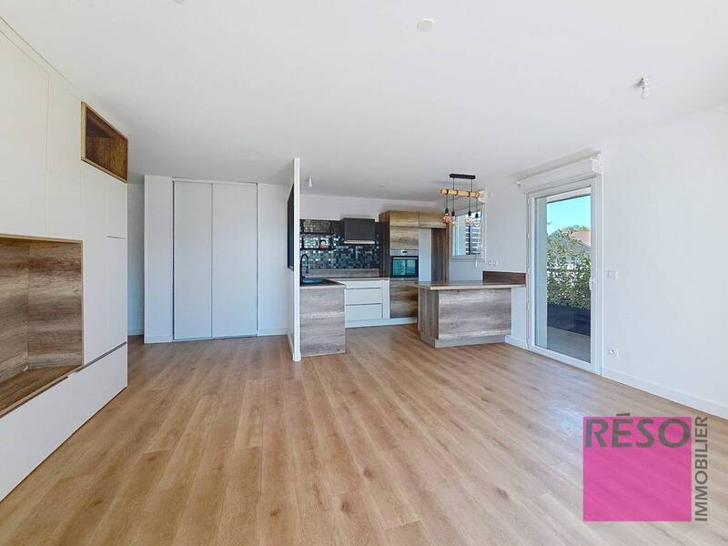 Rent apartment 3 rooms 68 m² in Ville-la-Grand 74100 - 1 690 €