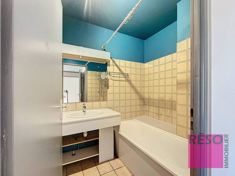 Location appartement 2 pièces 48 m² à Annemasse 74100 - 1 250 €