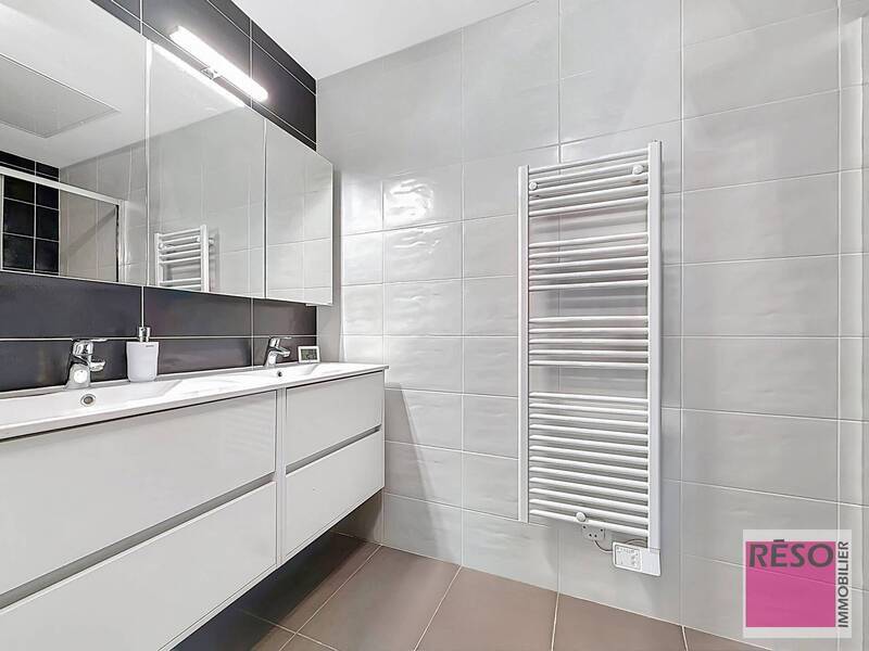 Vente appartement 3 pièces 75.68 m² à Gaillard 74240