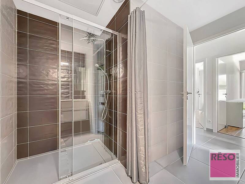 Vente appartement 3 pièces 75.68 m² à Gaillard 74240