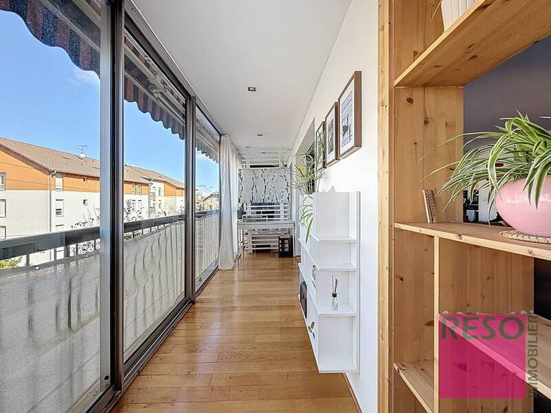 Rent apartment 3 rooms 95.57 m² in Annemasse 74100 - 1 800 €