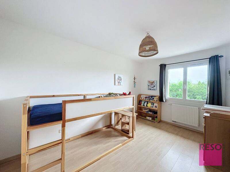 Rent house 4 rooms 135 m² in Valleiry 74520 - 2 830 €