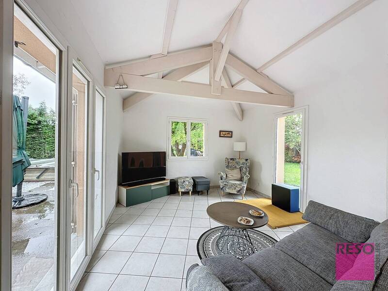 Rent house 4 rooms 135 m² in Valleiry 74520 - 2 830 €