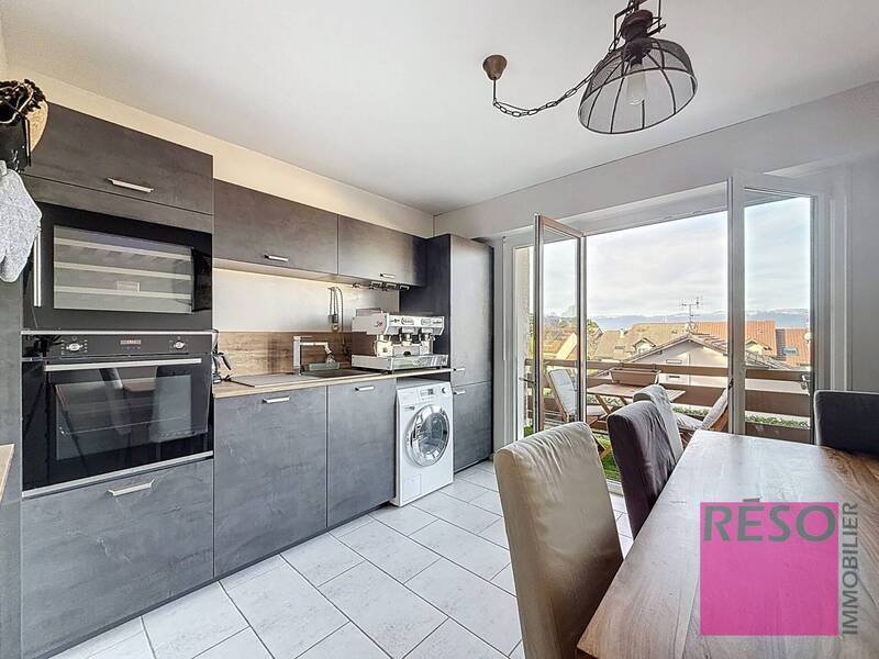 Rent apartment 3 rooms 72 m² in Veigy-Foncenex 74140 - 1 890 €