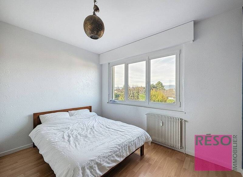 Rent apartment 3 rooms 72 m² in Veigy-Foncenex 74140 - 1 890 €