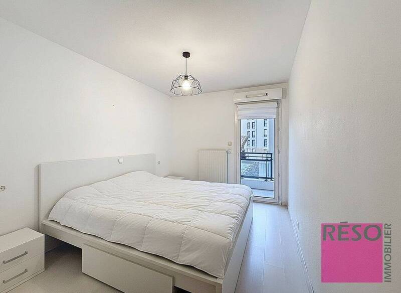 Rent apartment 3 rooms 72 m² in Annemasse 74100 - 1 600 €