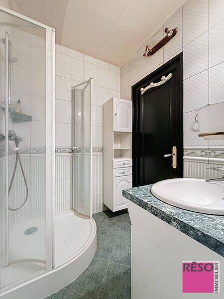 Buy apartment 3 rooms 73 m² in Annemasse 74100