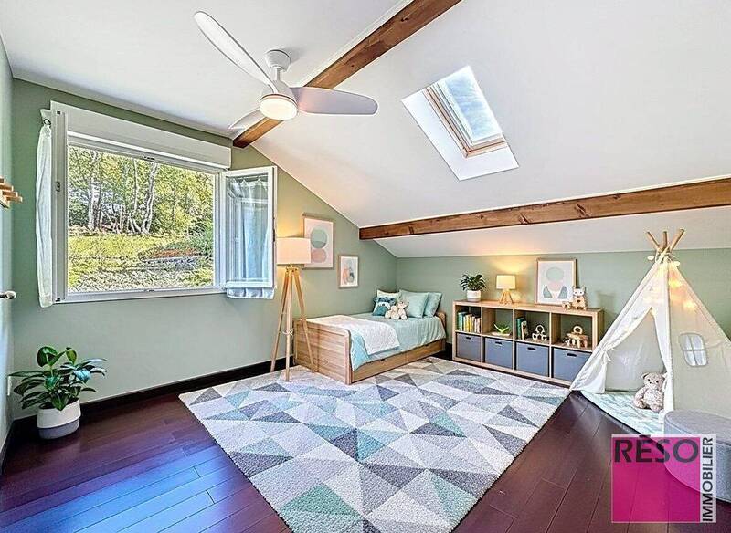 Buy house 5 rooms 140 m² in Cranves-Sales 74380