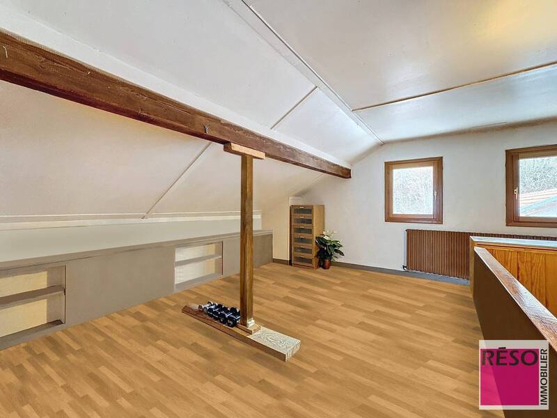 Buy house 5 rooms 82.56 m² in Lucinges 74380