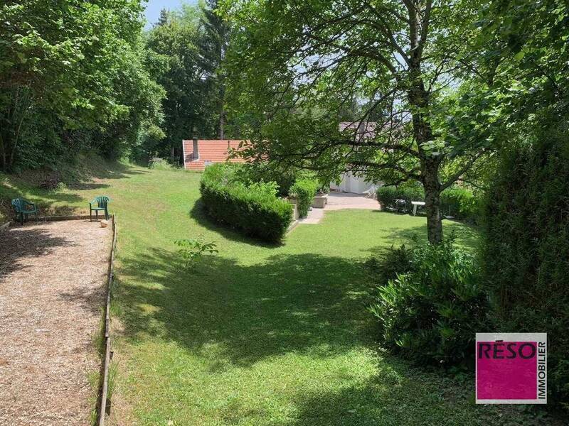 Buy house 5 rooms 82.56 m² in Lucinges 74380