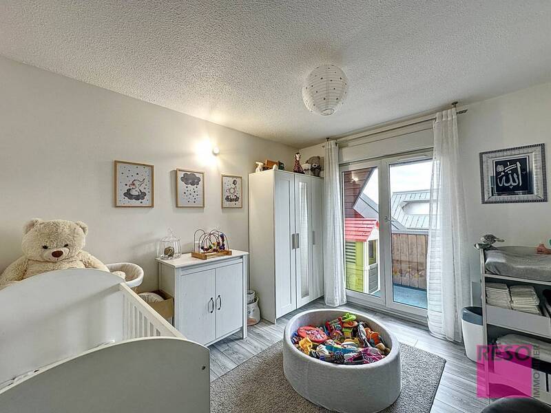 Location appartement 4 pièces 86 m² à Annemasse 74100 - 1 907 €