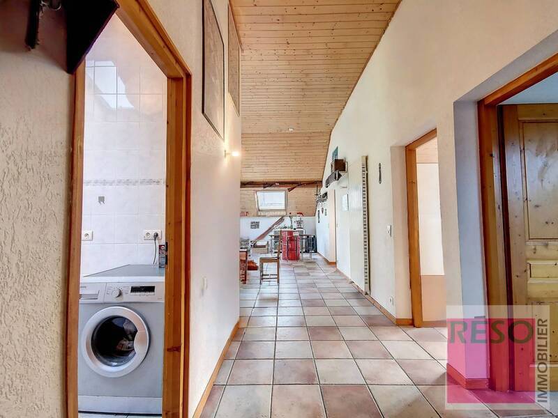Buy apartment 4 rooms 90.58 m² in Habère-Lullin 74420