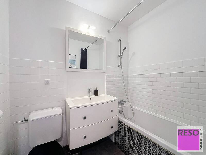 Location appartement 2 pièces 45 m² à Annemasse 74100 - 1 083 €