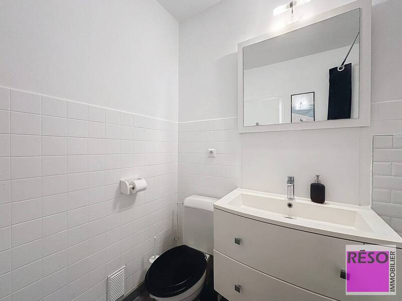 Location appartement 2 pièces 45 m² à Annemasse 74100 - 1 083 €