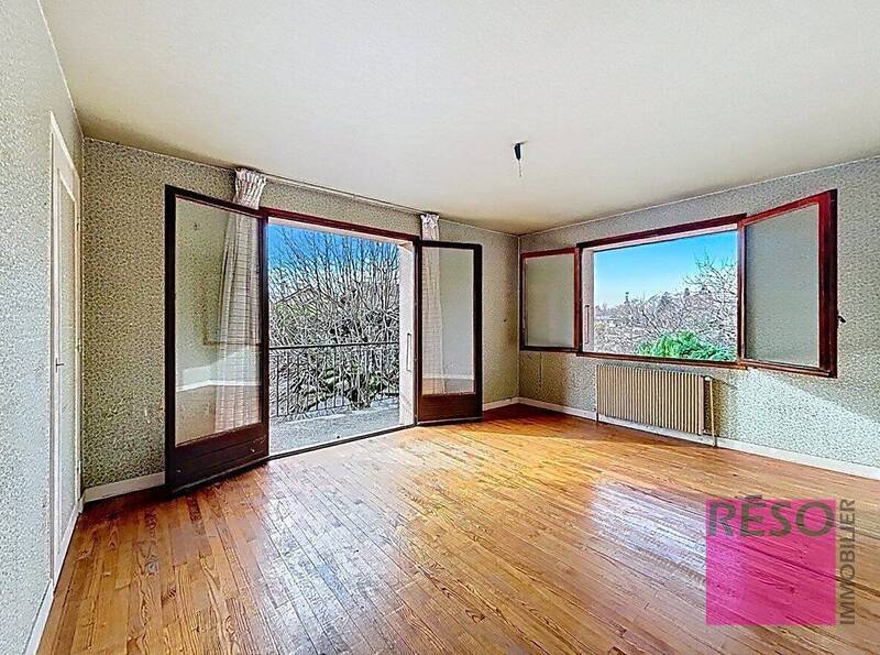 Buy house 4 rooms 101 m² in Archamps 74160