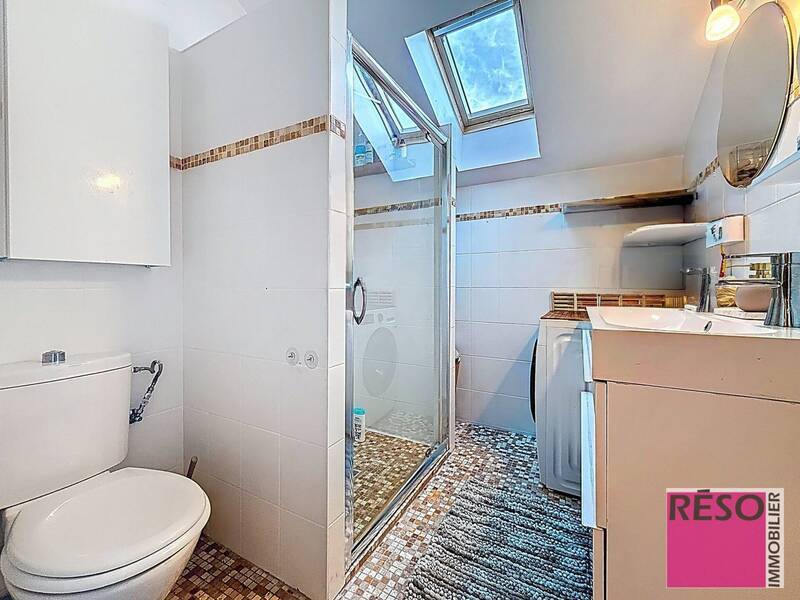 Buy house 4 rooms 80 m² in Vétraz-Monthoux 74100