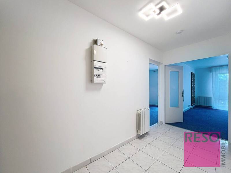 Location appartement 5 pièces 106 m² à Annemasse 74100 - 2 300 €