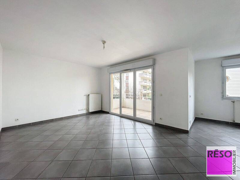 Rent apartment 3 rooms 61 m² in Annemasse 74100 - 1 607 €