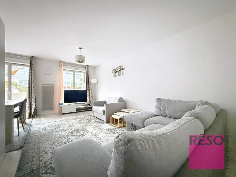 Buy apartment 2 rooms 45 m² in Thonon-les-Bains 74200