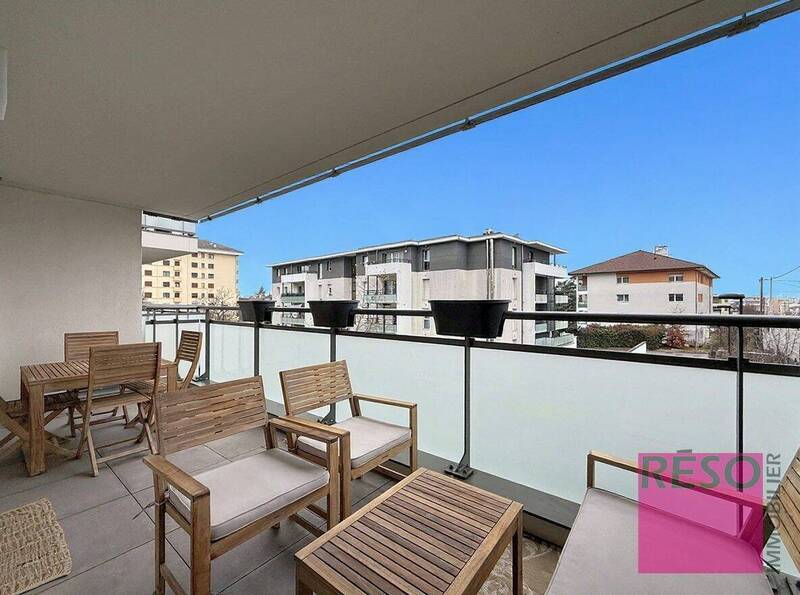 Location appartement 3 pièces 66 m² à Annemasse 74100 - 1 600 €