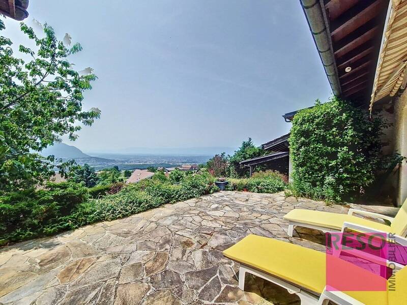 Buy house 6 rooms 150 m² in Cranves-Sales 74380