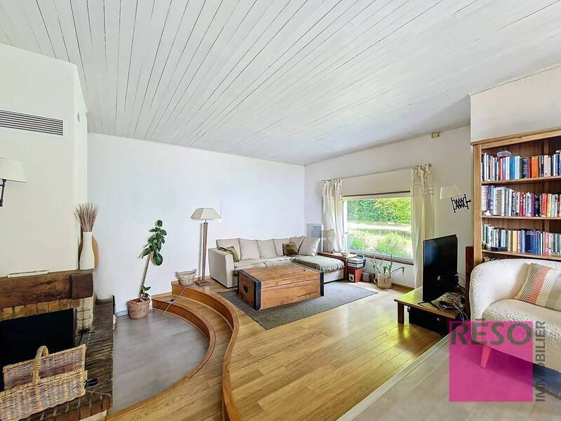 Buy house 6 rooms 150 m² in Cranves-Sales 74380