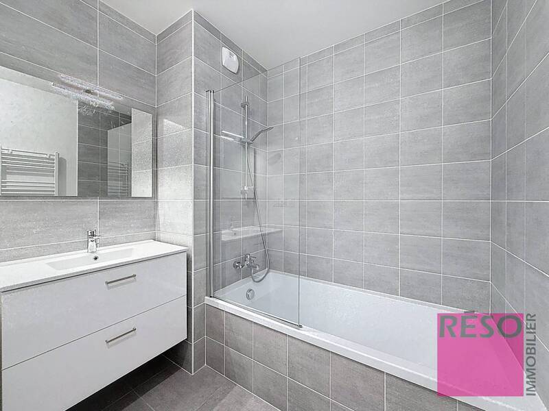 Location appartement 3 pièces 73 m² à Ambilly 74100 - 1 890 €