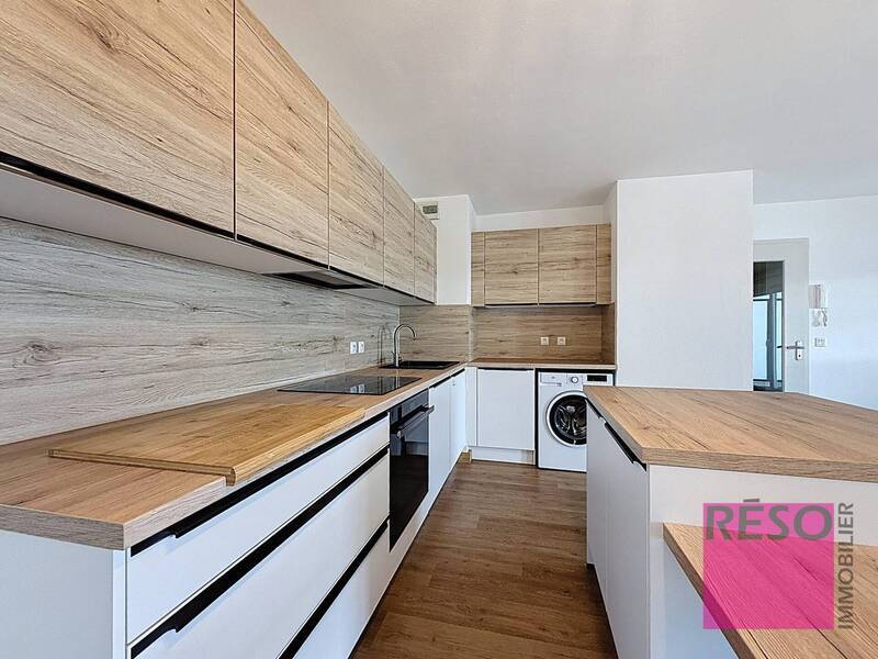 Location appartement 3 pièces 66 m² à Annemasse 74100 - 1 730 €