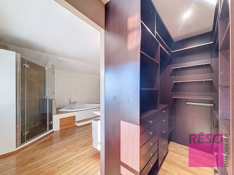 Vente appartement 7 pièces 186 m² à Archamps 74160