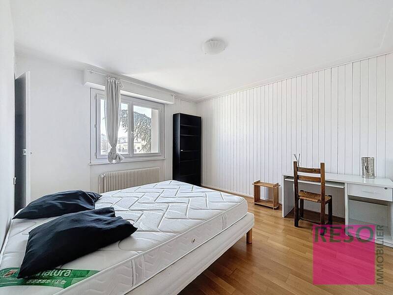 Location appartement 4 pièces 100 m² à Annemasse 74100 - 1 700 €