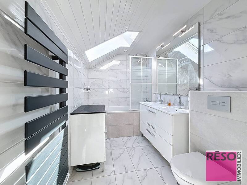 Vente maison 5 pièces 116.93 m² à Ville-la-Grand 74100