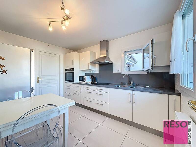 Vente maison 5 pièces 116.93 m² à Ville-la-Grand 74100