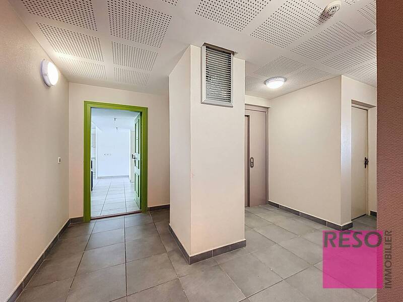 Rent apartment 3 rooms 70.46 m² in Valleiry 74520 - 1 500 €