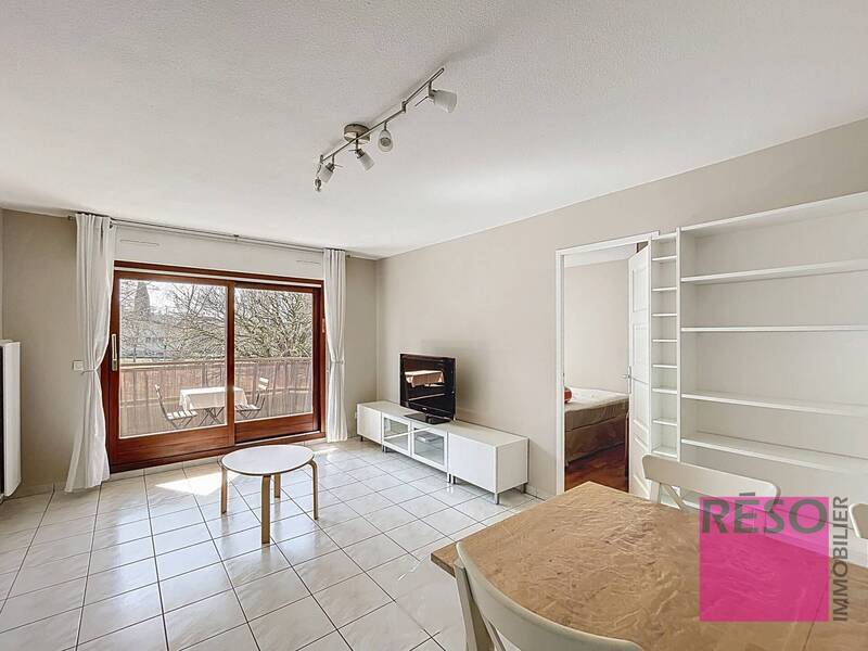 Location appartement 4 pièces 84 m² à Ville-la-Grand 74100 - 1 680 €