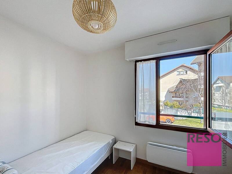 Location appartement 4 pièces 84 m² à Ville-la-Grand 74100 - 1 680 €